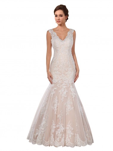 Discount Classic Fit and Flare V-Neck Mermaid Lace Wedding Dress