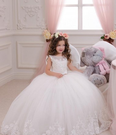 Discount Ivory Ball Gown Bateau Neck Chapel Train Sleeveless Flower Girl Dress