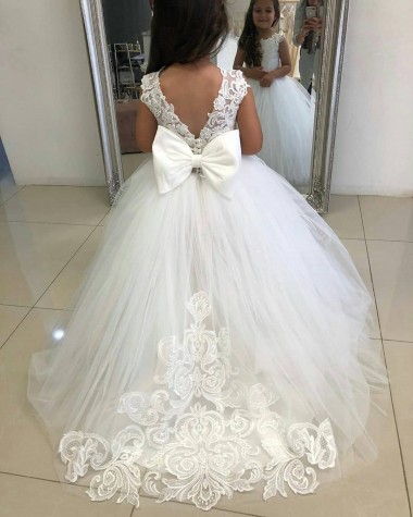 Discount Ivory Ball Gown Chapel Train Sleeveless Flower Girl Dress