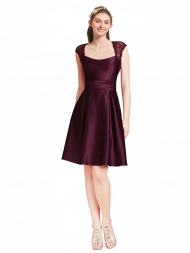 Discount Short Knee Length Lace Cocktail Bridesmaid Dress with Square Neck