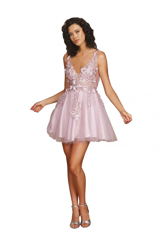 Discount Sleeveless V-Neckline Short Cocktail Dress with Embellished Lace Appliques